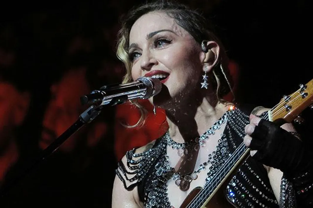 Madonna fights custody battle from NZ