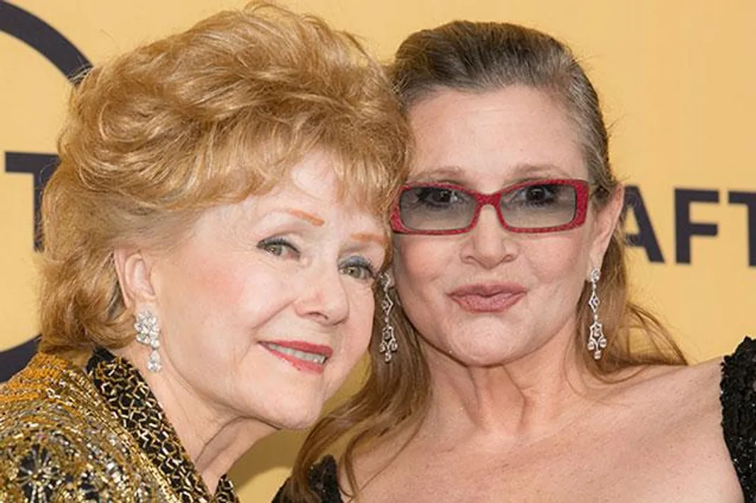 debbie-reynolds-carrie-fisher-wenn-122916