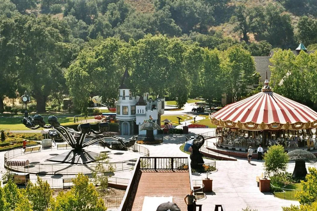 wenn_neverlandranch_michaeljackson_030217_1800x1200_3