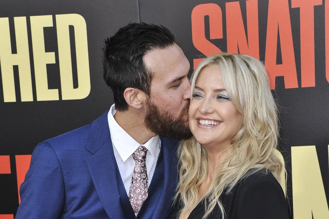wenn_katehudson_dannyfujikawa_051117_1800x1200