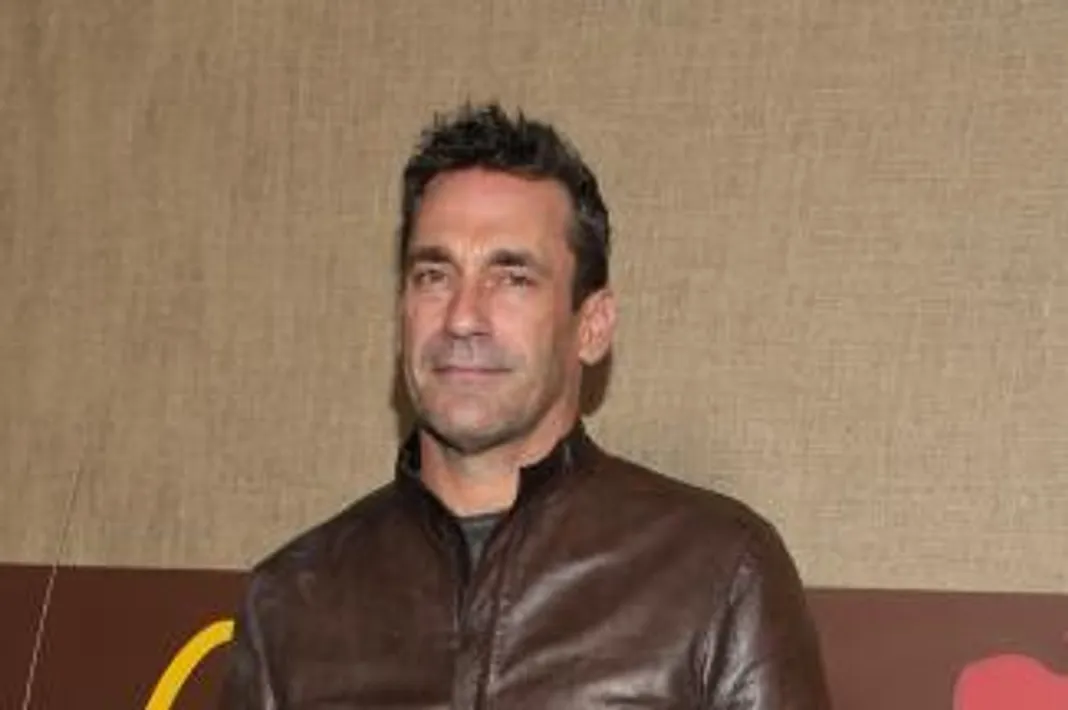 Jon Hamm eats bull penis to avoid talking about his manhood