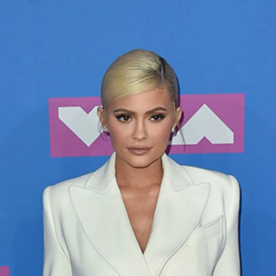 wenn_ramimalek_102418-300x300