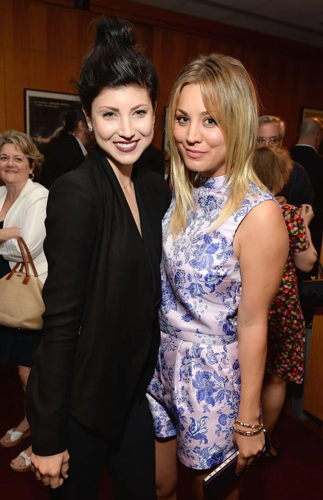 Briana Cuoco, Kaley Cuoco Briana Cuoco, Kaley Cuoco